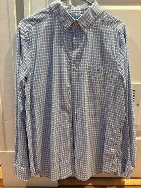 Vineyard Vines Light Blue & White Gingham Button-Down Shirt. Performance fabric